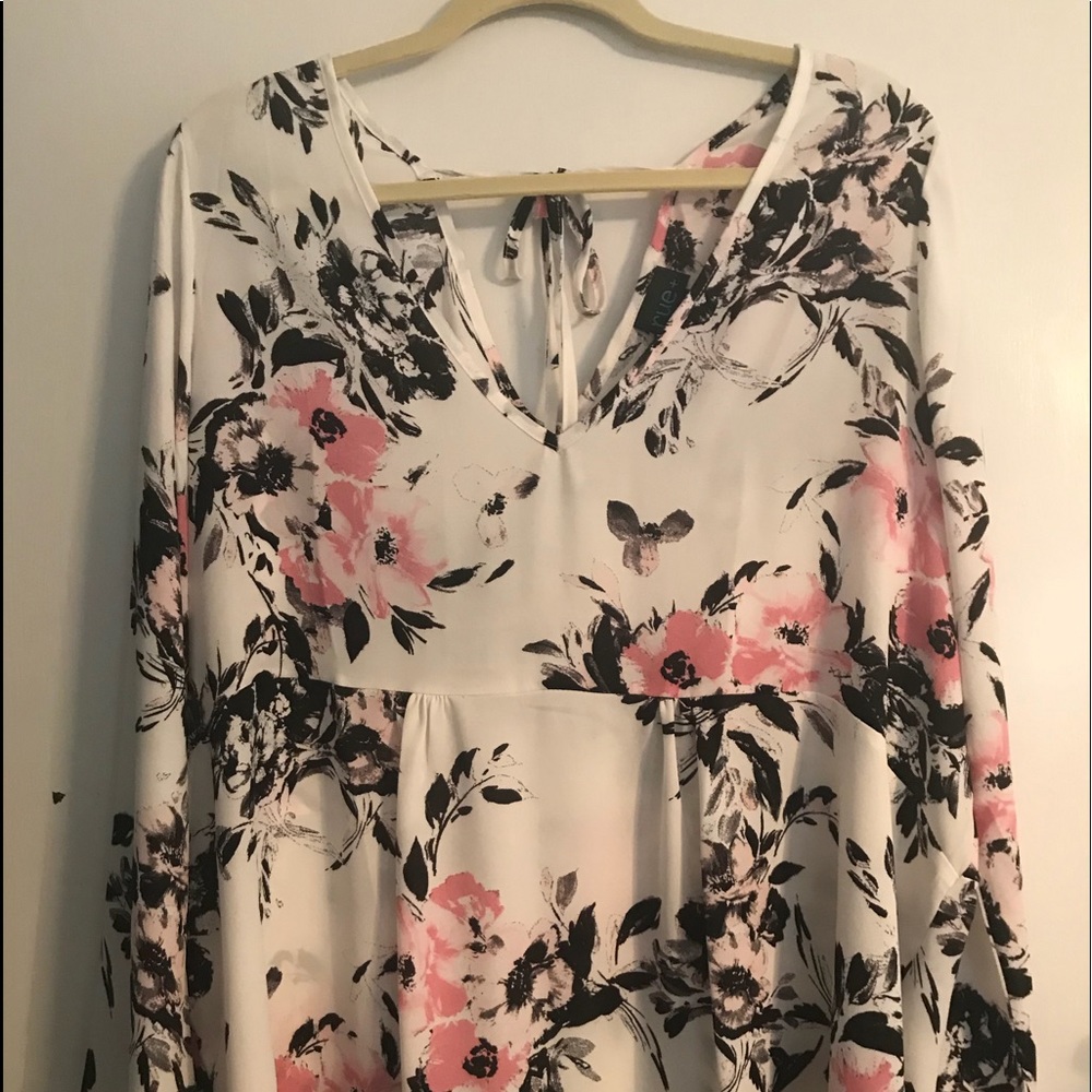 NWOT - Rue21 Plus Floral Blouse